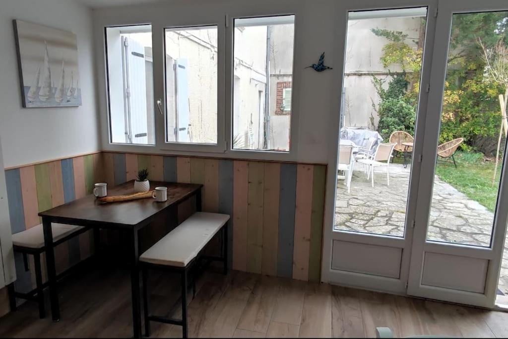 Maison Spacieuse 50 M De La Plage Ouistreham Exterior photo